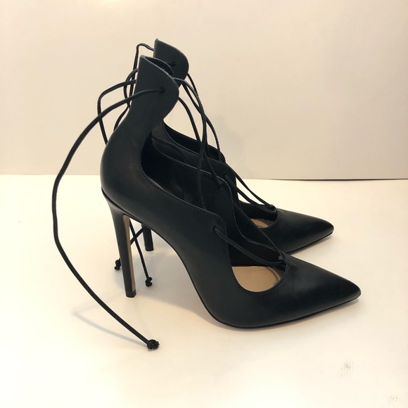 Aldo black leather lace up pump size 7